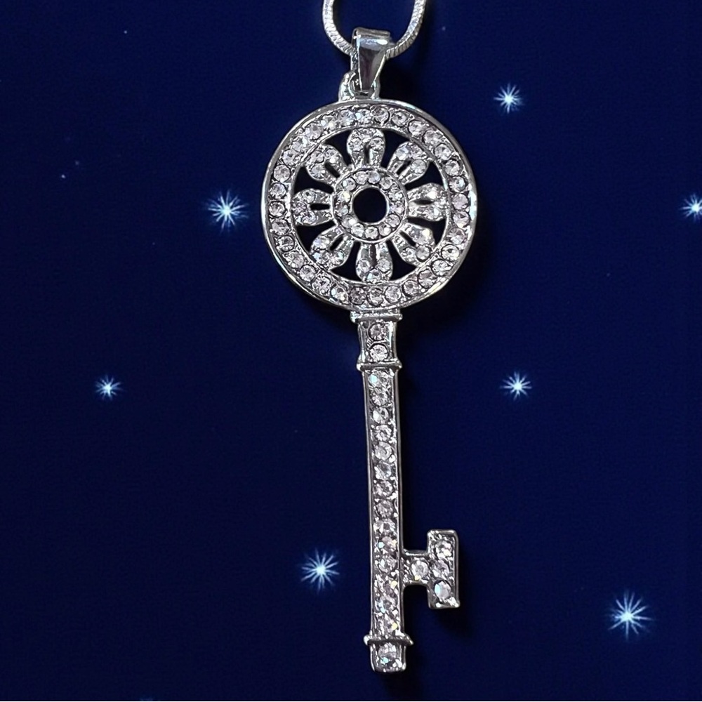 Rhinestone Key Pendant Necklace - Picture 11 of 17